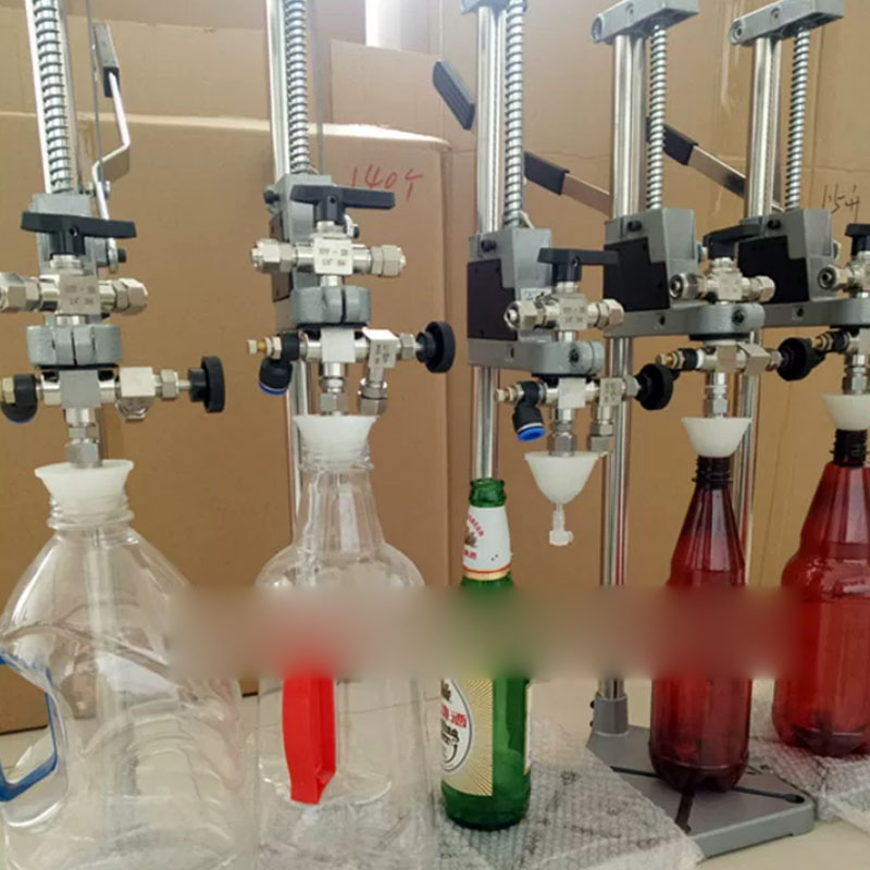 Máquina Manual para Prensar Ta - Wine Beer & More reseña y precio